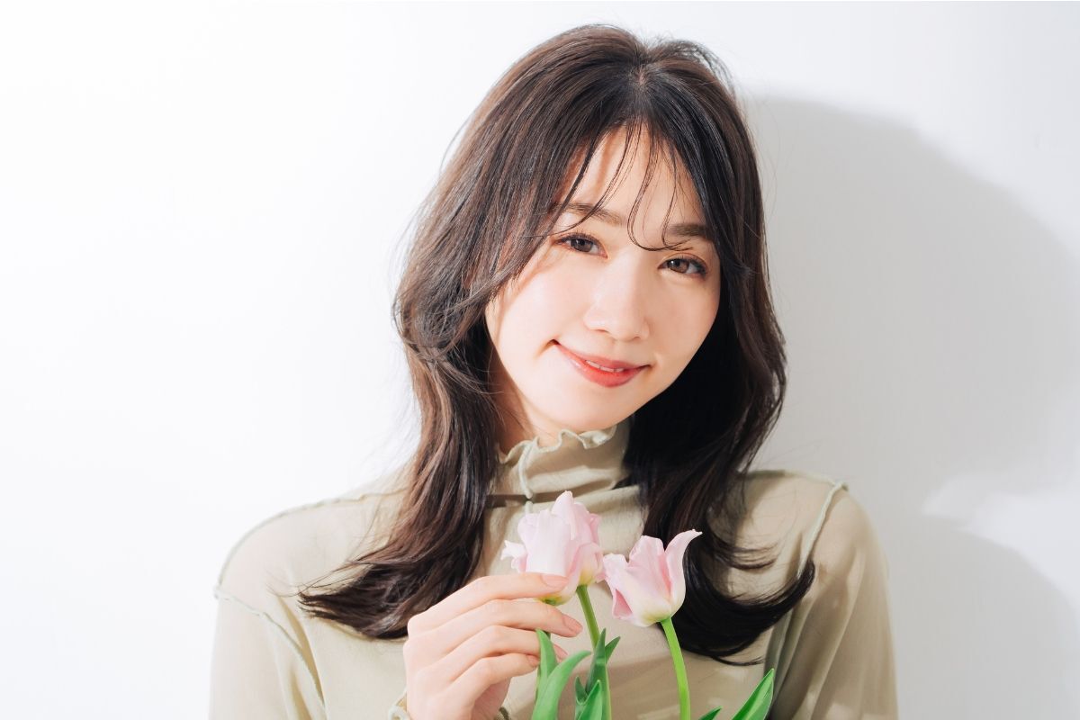 Tóc mái dài kết hợp với mái thưa