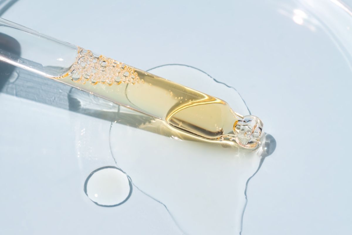 dưỡng sáng da với Niasorcinol Vitamin C