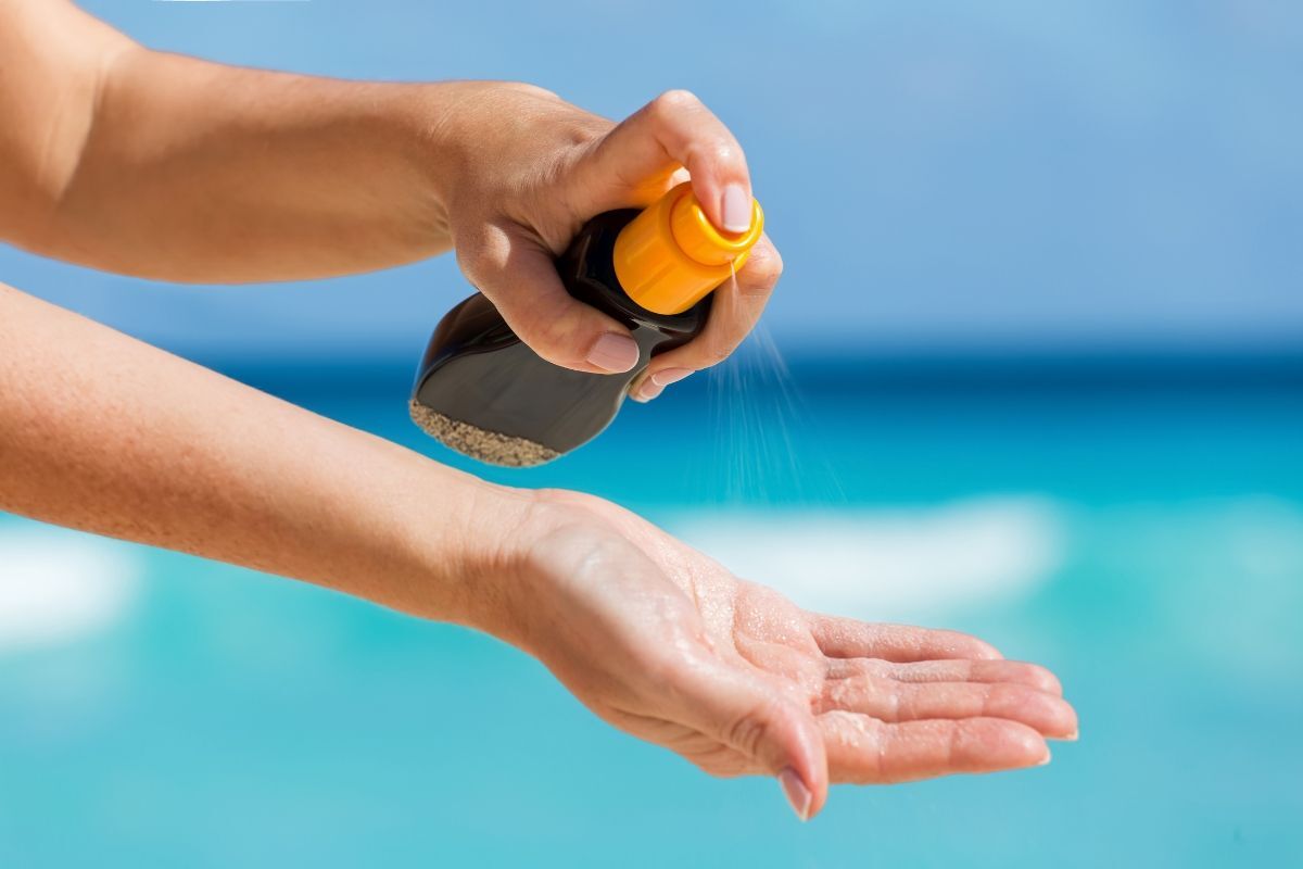 kem chống nắng dạng xịt 