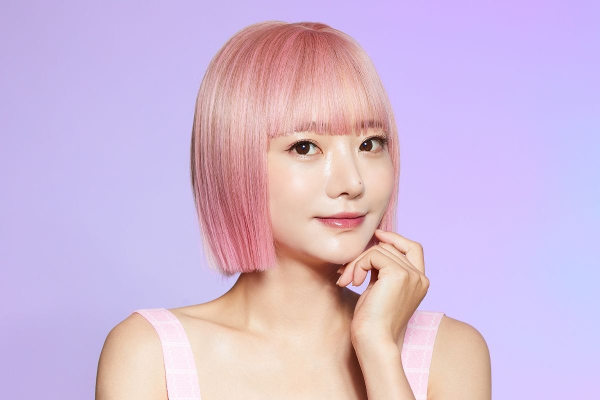 Kiểu tóc nữ đẹp trẻ trung 2024 tóc thẳng mái bằng