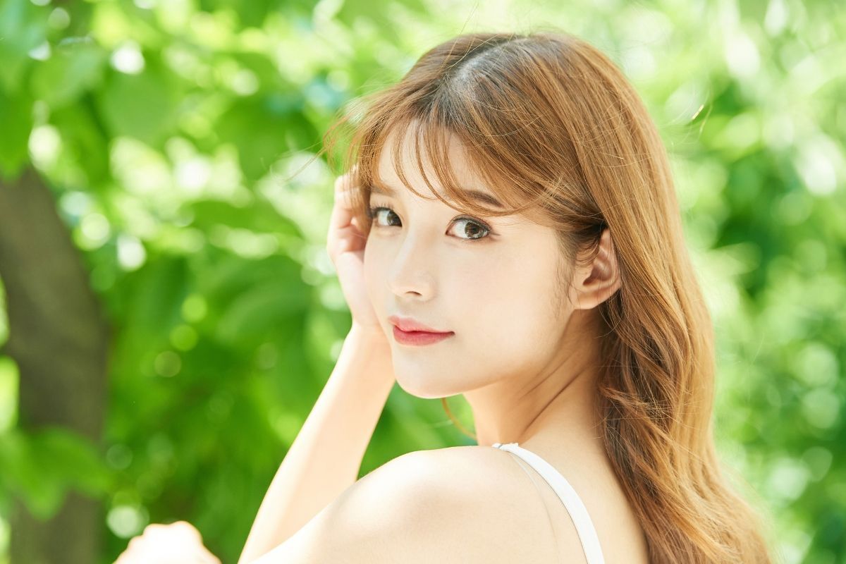 Nâu vàng màu tóc nhuộm tôn da hot nhất