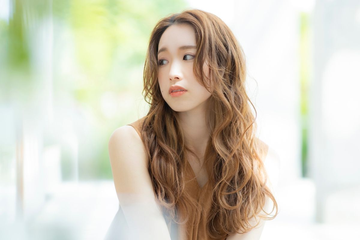 Nâu vàng màu tóc nhuộm tôn da hot nhất