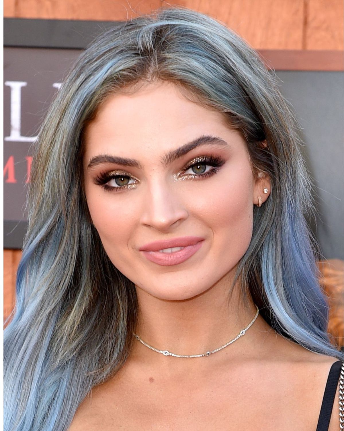 Màu tóc than chì cá tính