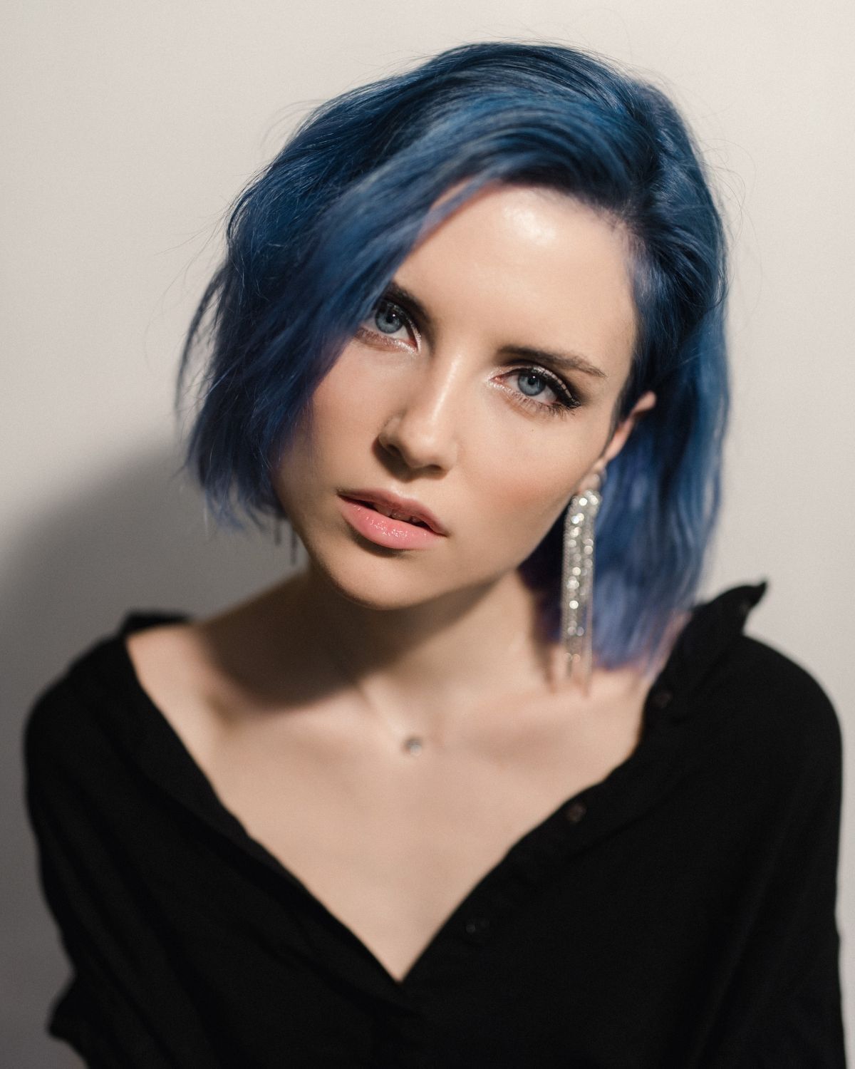 Màu tóc xanh đen đậm