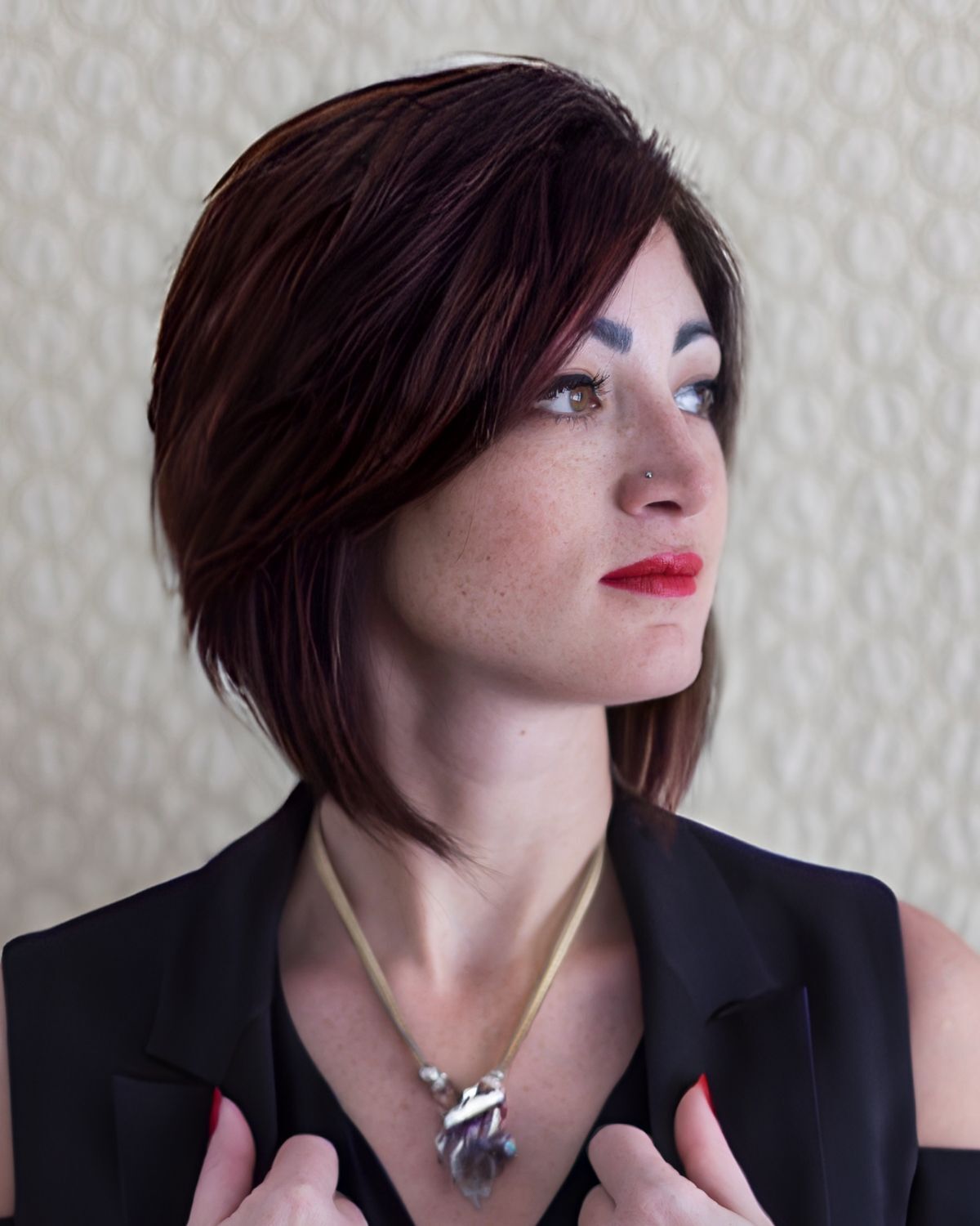 Tóc chiếc lá ngắn đẹp