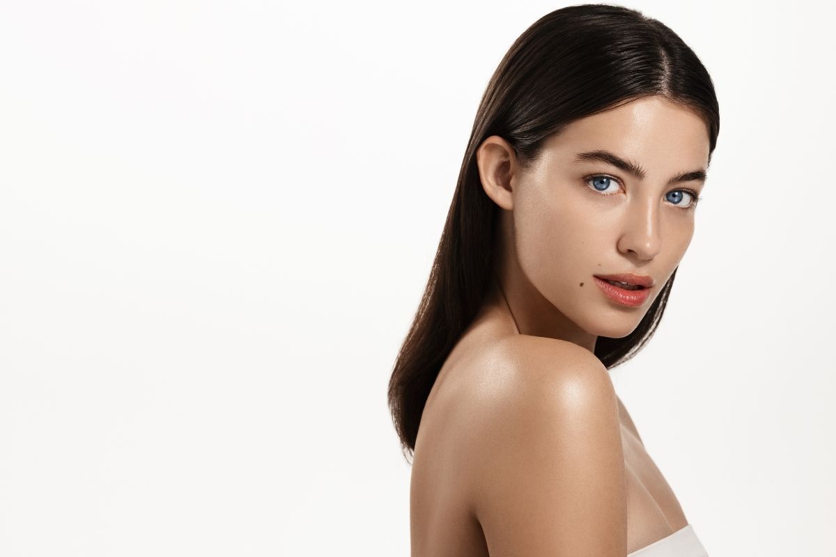 Bôi kem chống nắng trước hay sau kem dưỡng?