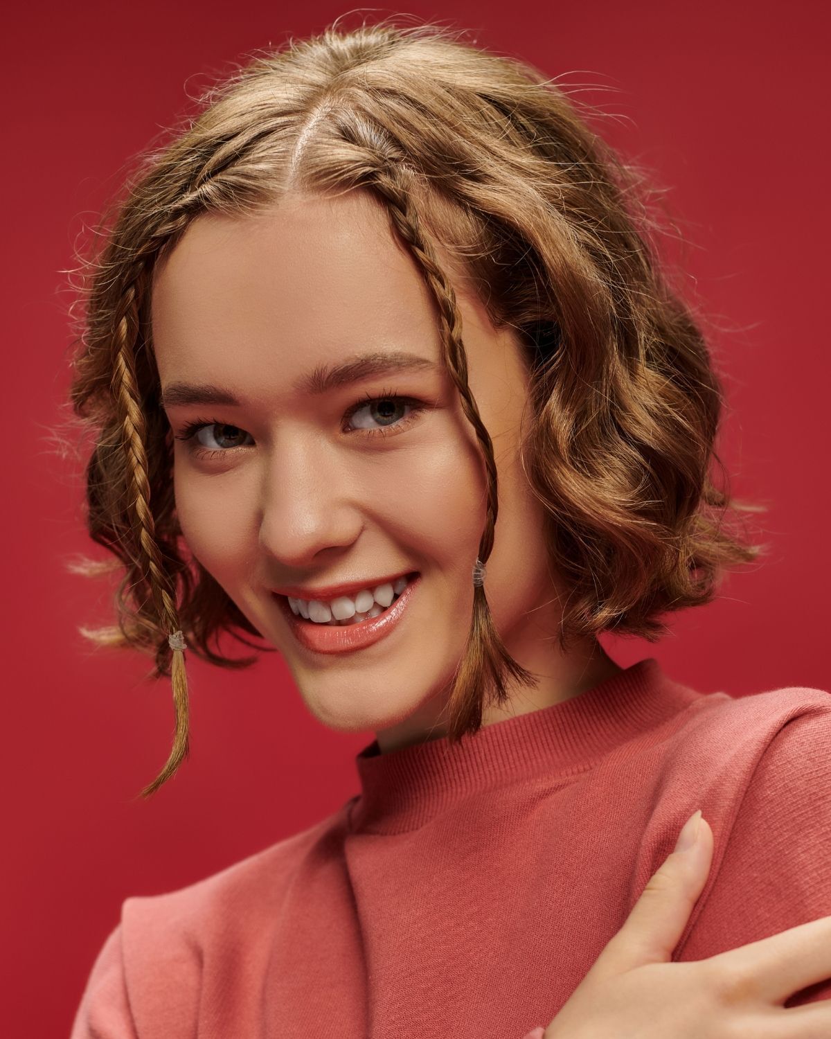 Tết tóc ngắn cho phần mái