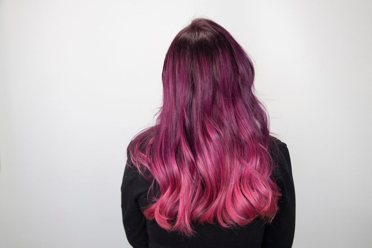 Màu tím trầm cho da ngăm