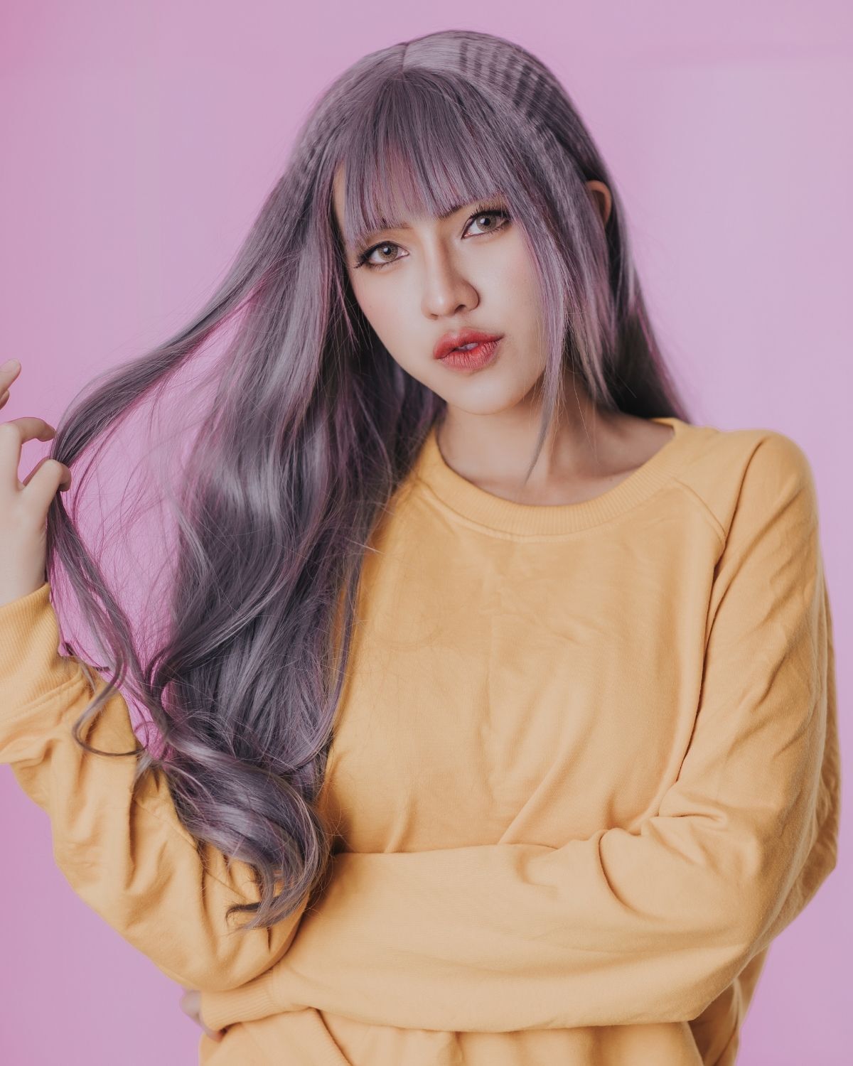 Màu tóc tím khói đẹp cho da ngăm 2024