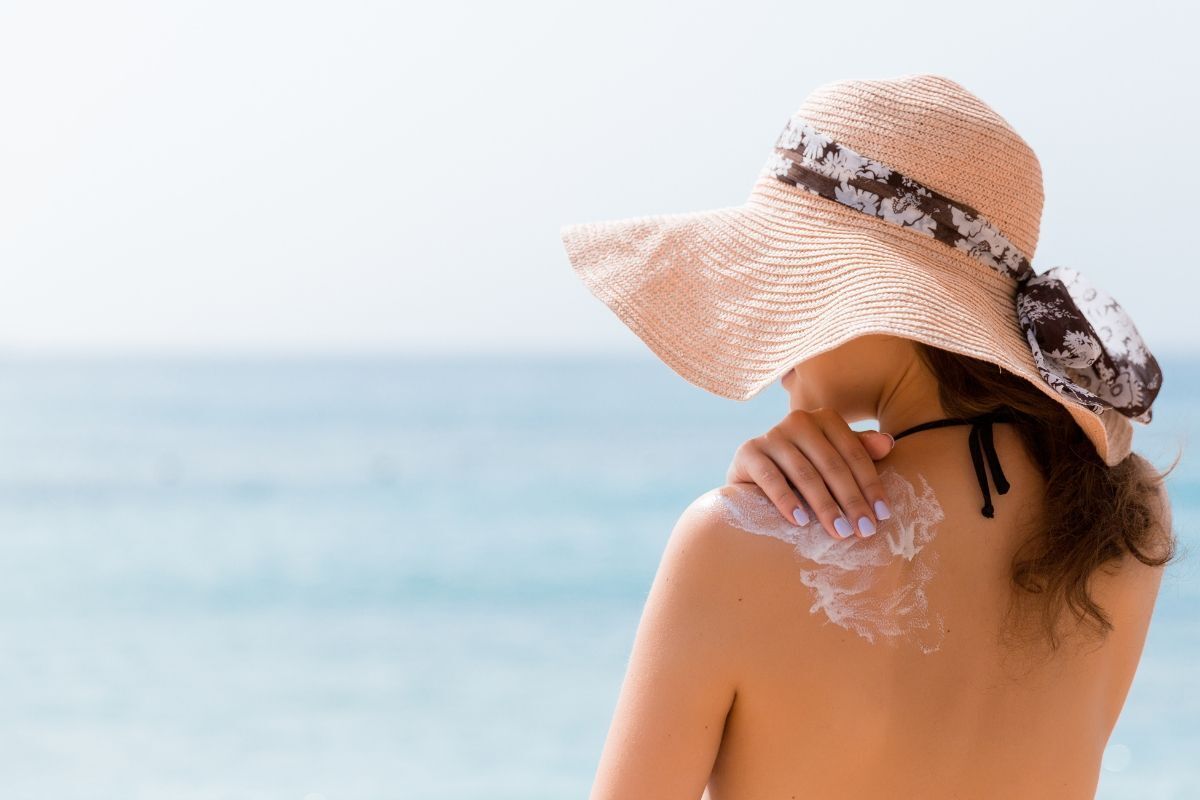 Dùng kem chống nắng nào trước khi phơi da để da nâu