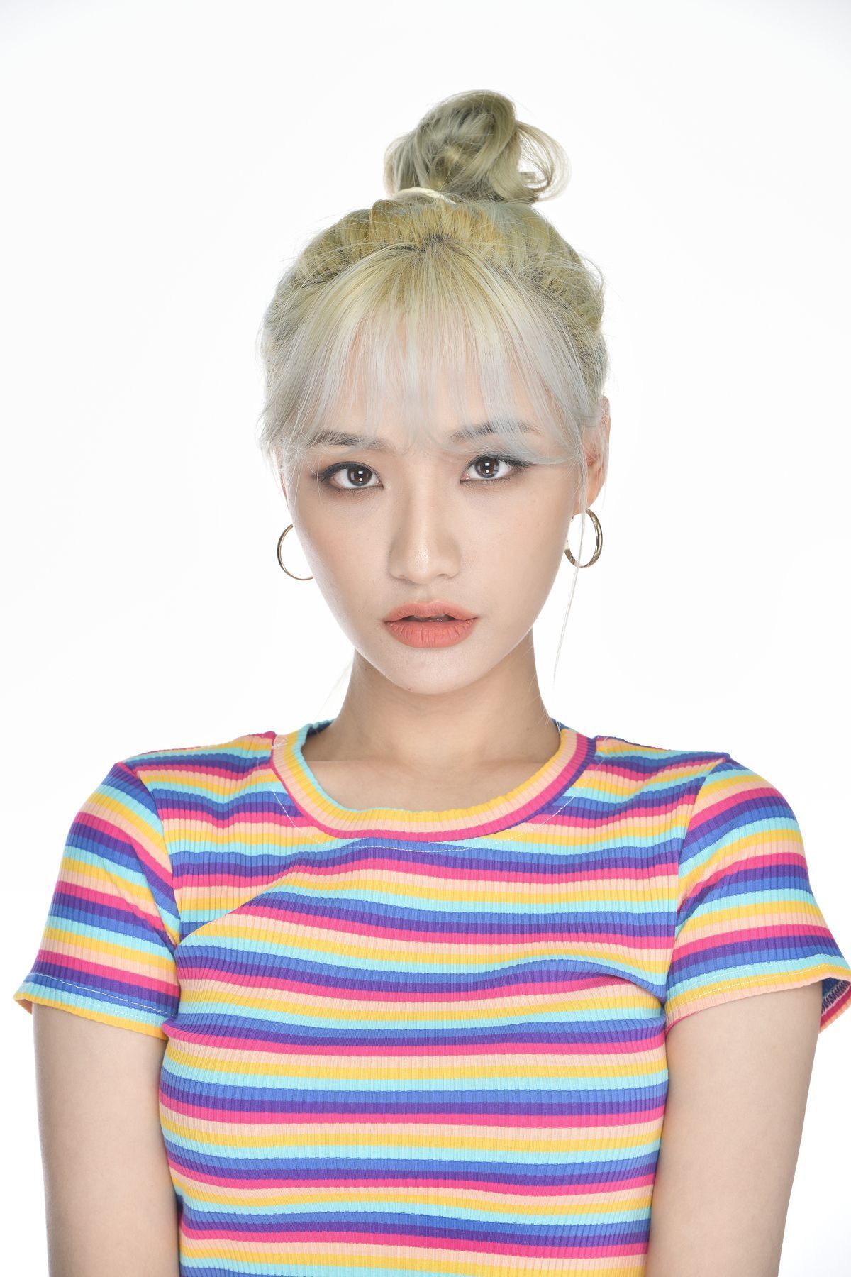 Búi tóc củ tỏi đẹp