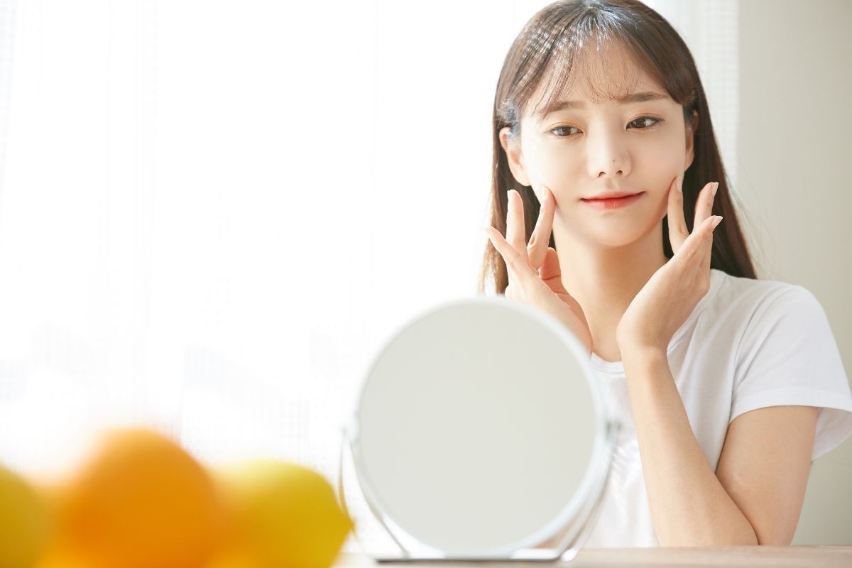 Các bước skincare ban ngày khác với ban đêm như thế nào