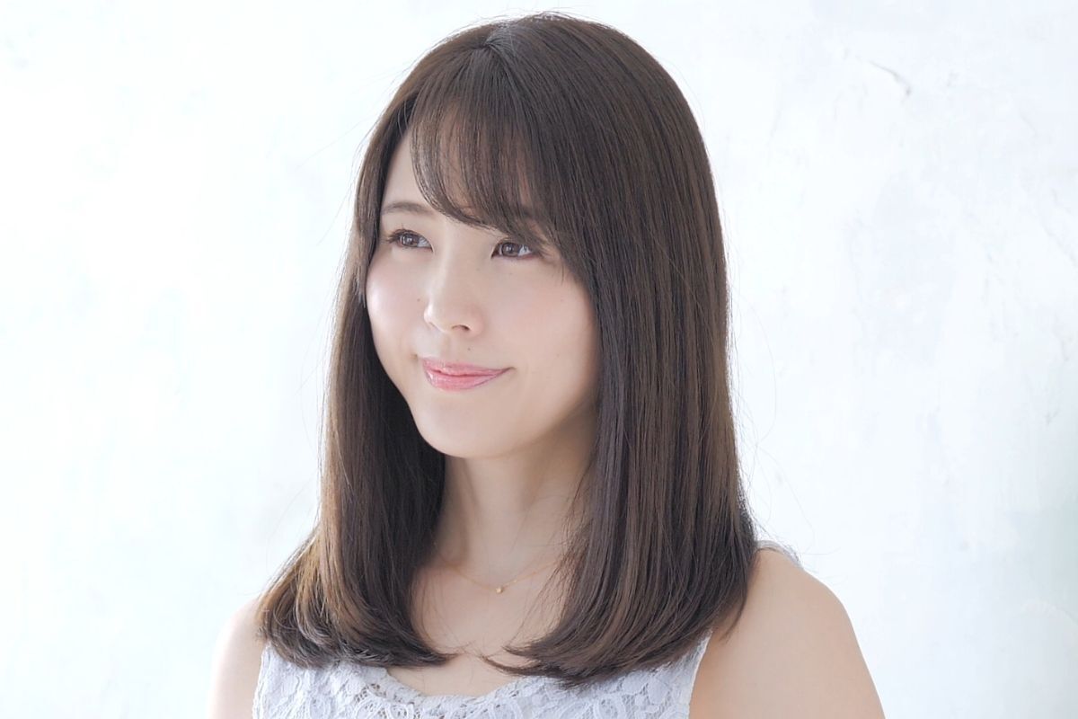 Tóc mái chéo duỗi phồng 2024