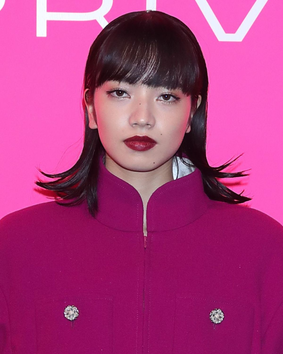 Tóc mái ngang 2024