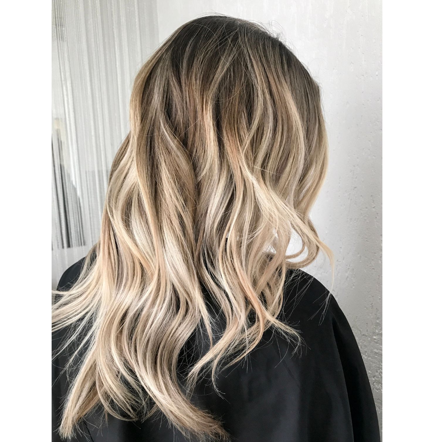 Tóc bạch kim pha màu nâu