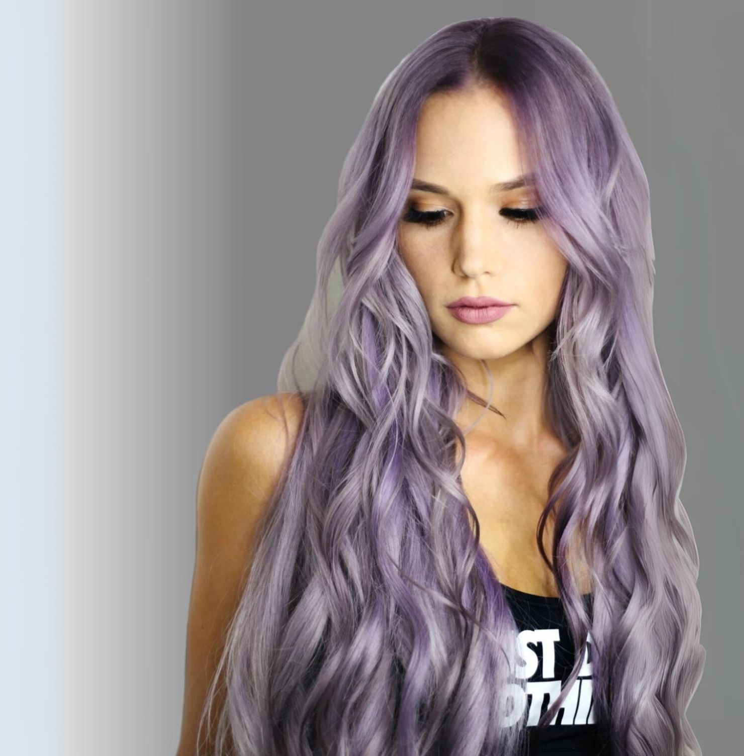 Tóc bạch kim ánh tím