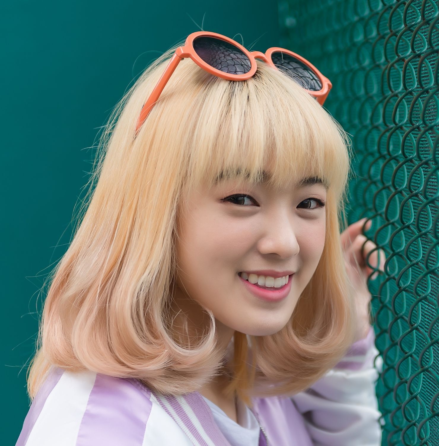 Màu tóc bạch kim tông lạnh