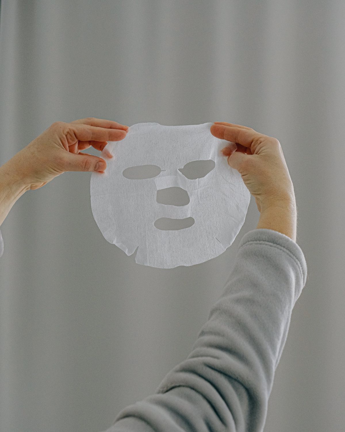 đắp mặt nạ giấy xong có cần rửa mặt không