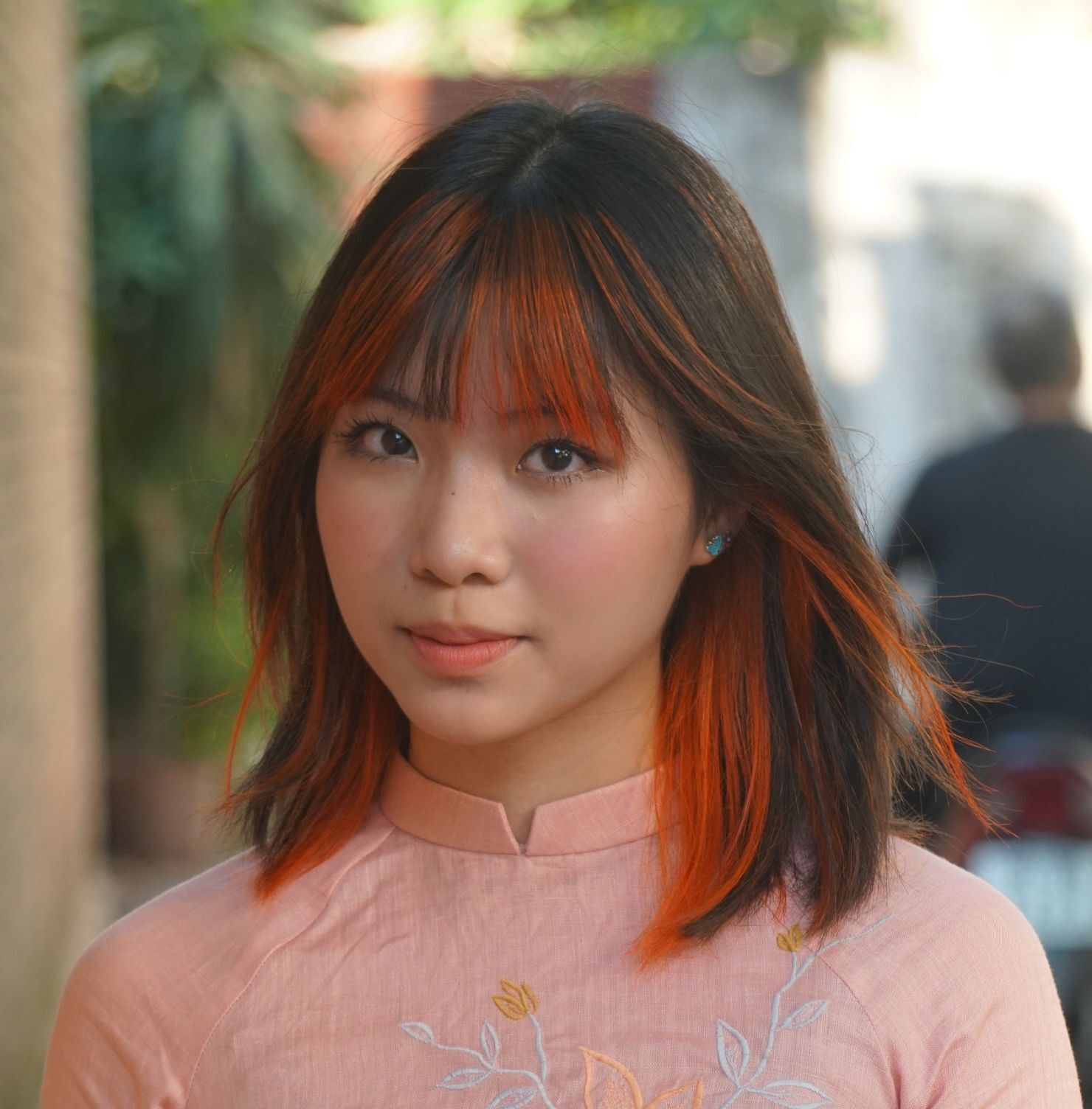 Tóc layer ngang vai nhuộm highlight