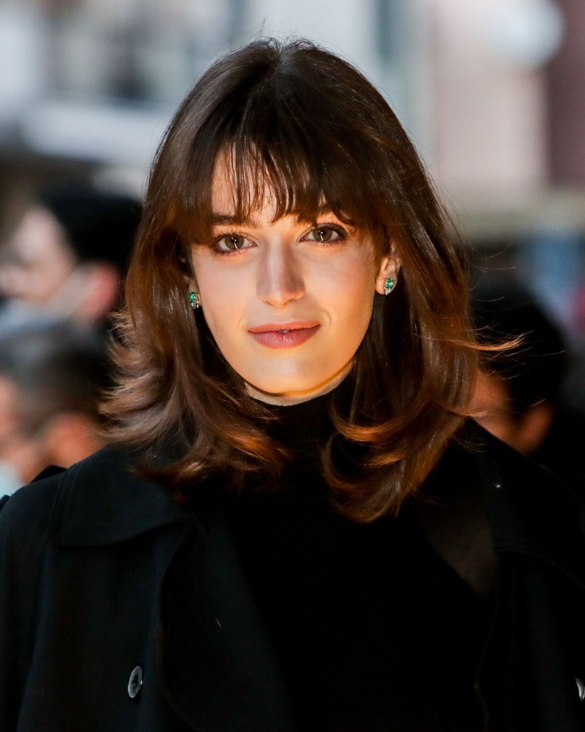 Tóc mái thưa kiểu Pháp