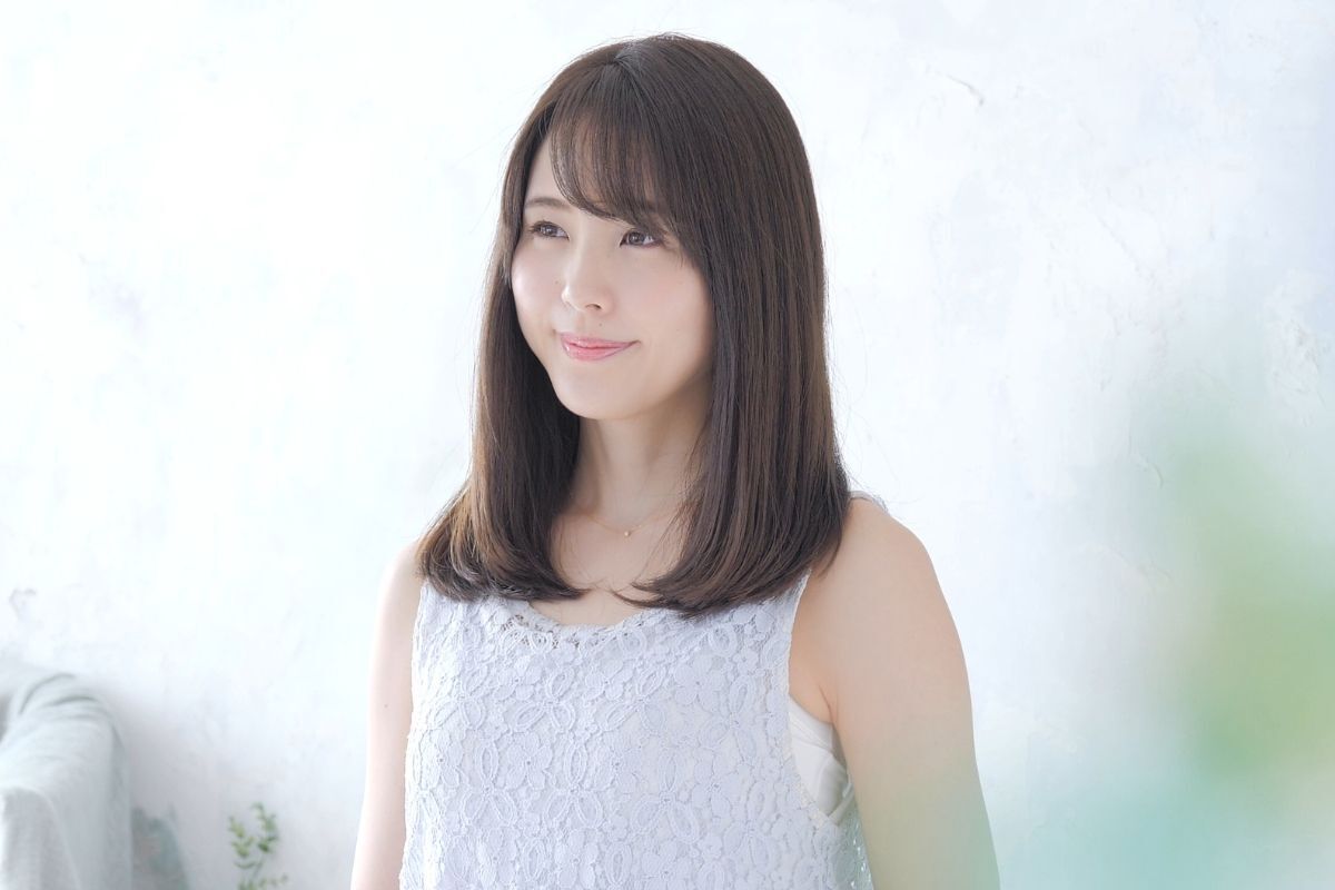 Tóc uốn chữ C ngắn ngang vai