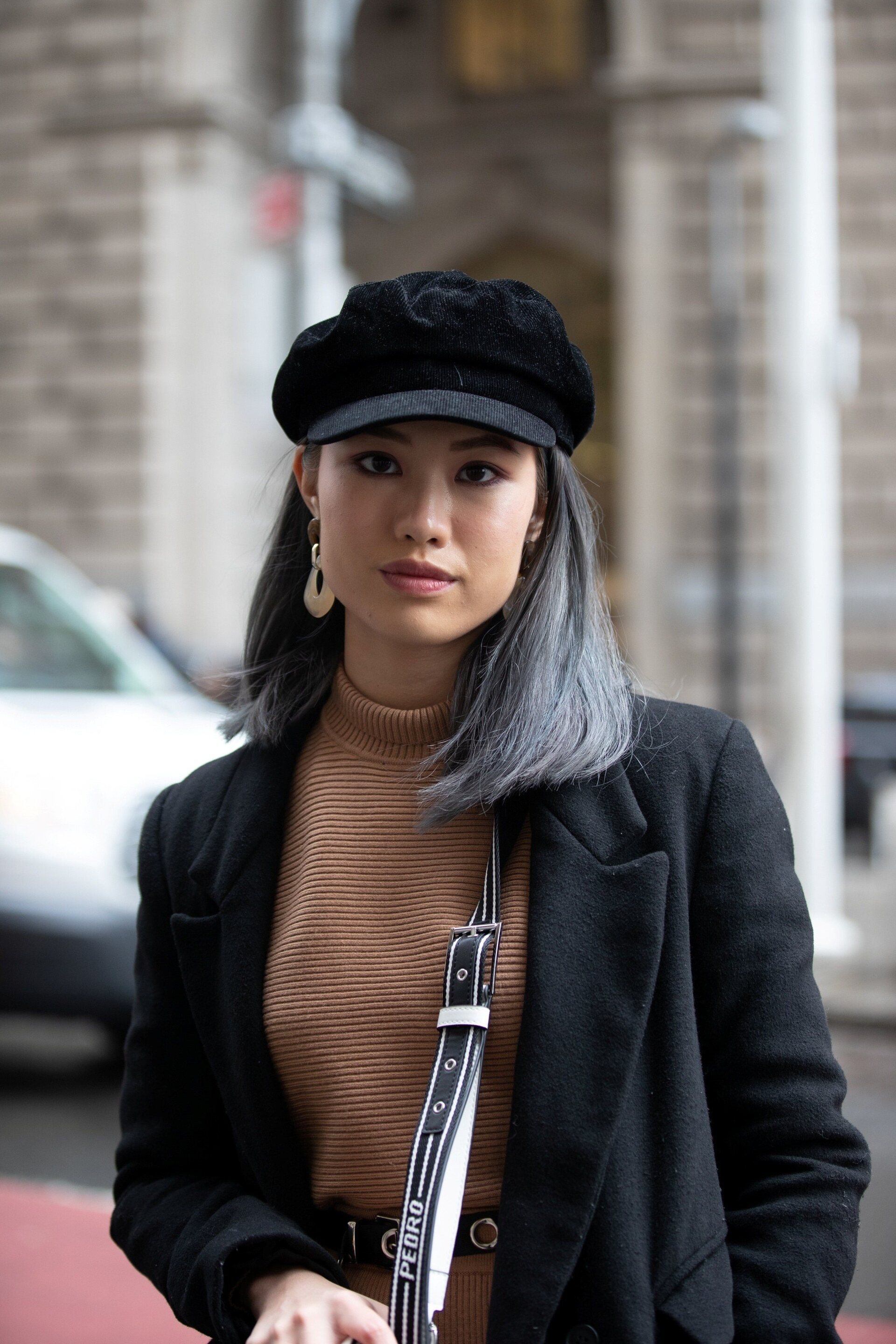 Warna rambut ash grey. (Foto: All Things Beauty Filipina)