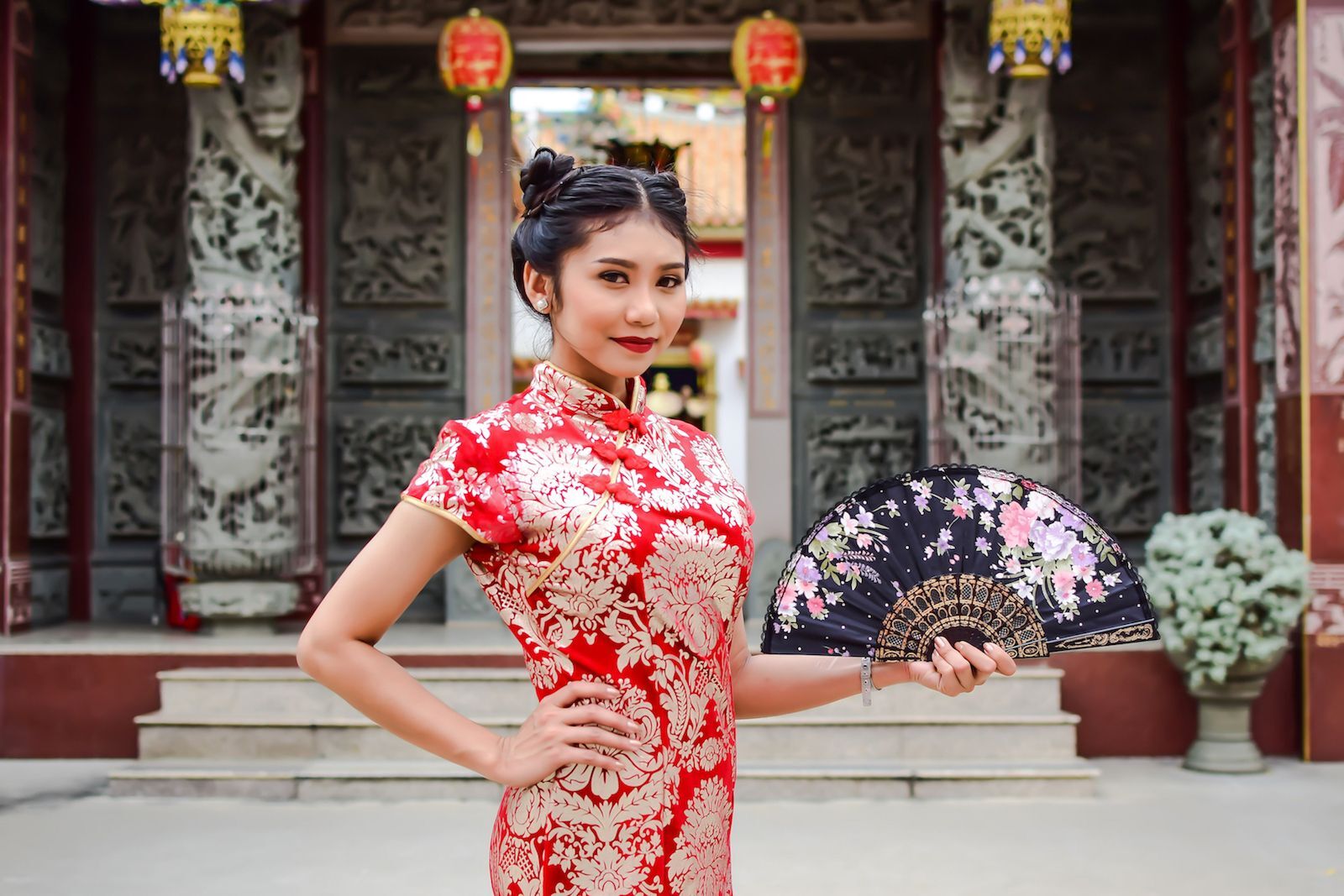 Model rambut ini cocok untuk kamu yang memiliki rambut sedang dengan layer. (Foto: Shutterstock.com)