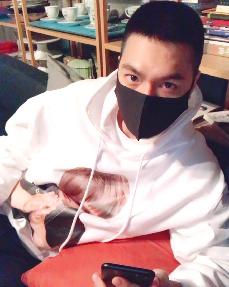 Potongan rambut buzz cut saat wamil. (Foto: Instagram.com/actorleminho)