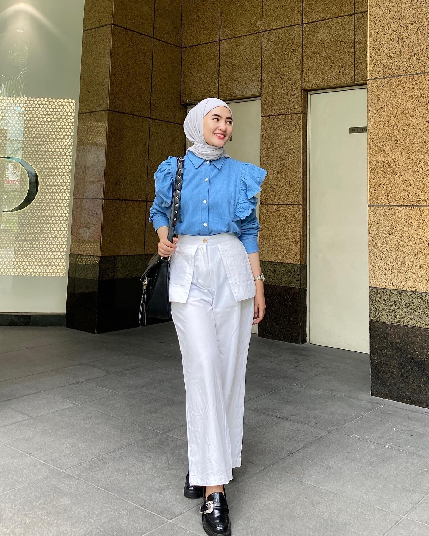 (Foto: Instagram.com/intanghazll)