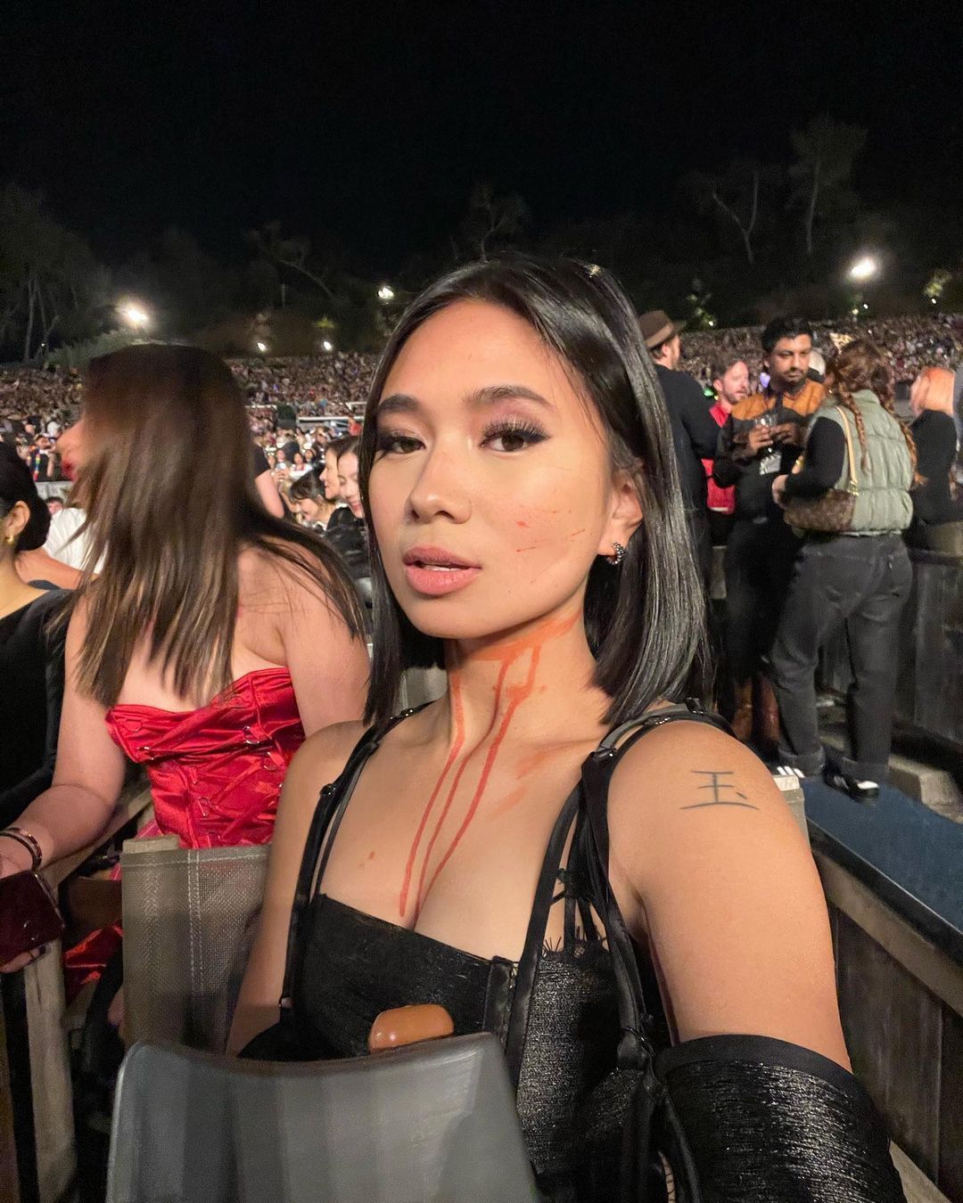 (Sumber: instagram.com/nikizefanya)