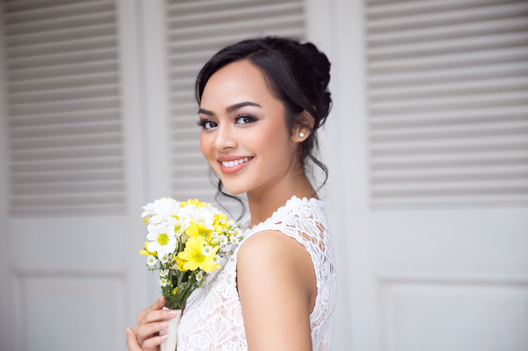 Tutorial Sanggul Pengantin untuk Hari Istimewamu