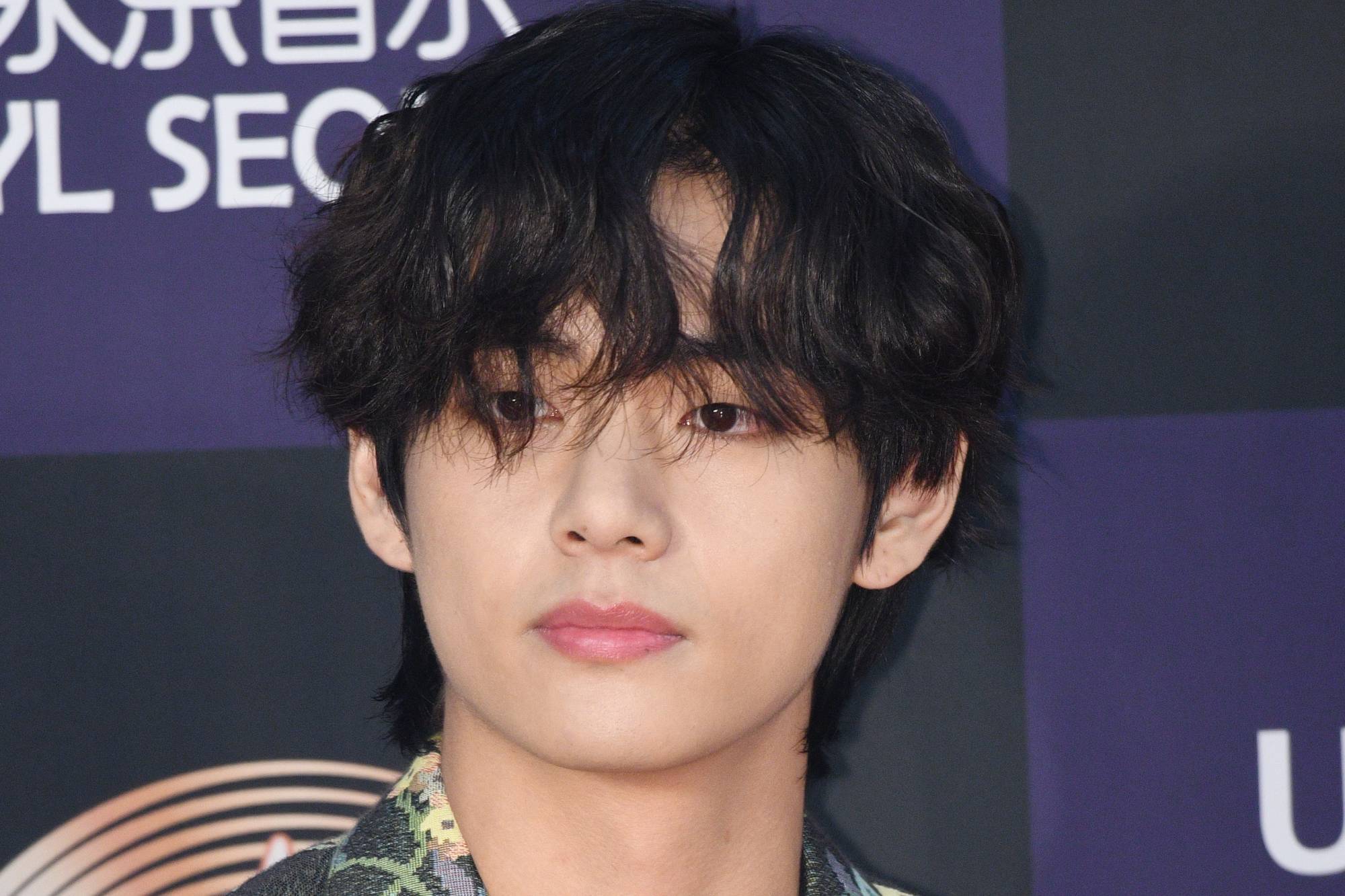 Model rambut pria Korea the shadow perm yang cocok untuk pemilik rambut keriting. (Foto: TeenVogue)