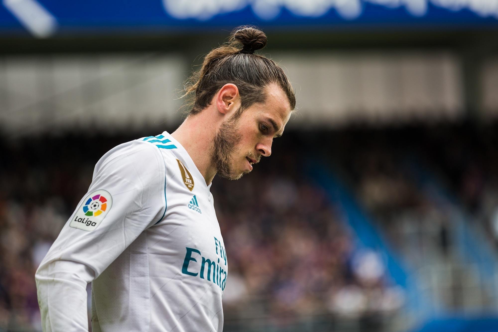 gaya rambut man bun pesepak bola gareth bale