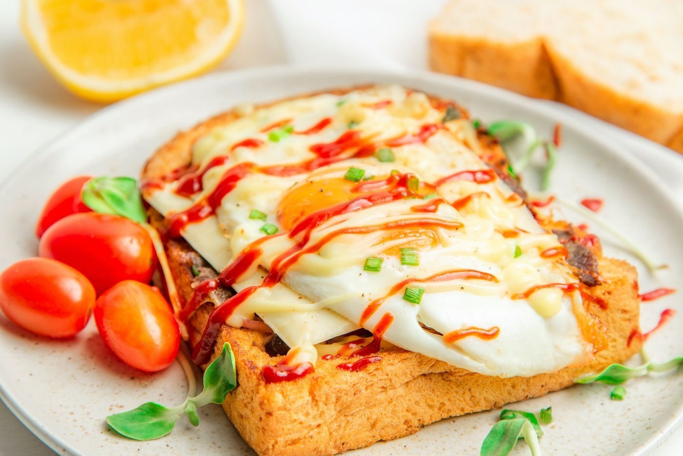 Telur dengan sandwich untuk kebutuhan protein harian