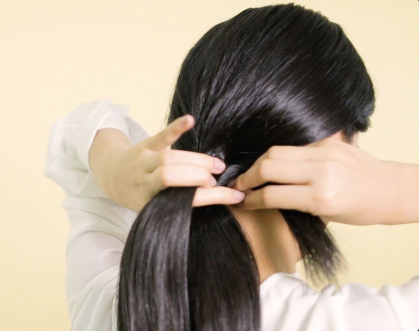 Gaya rambut pesta akhir tahun infinity braid