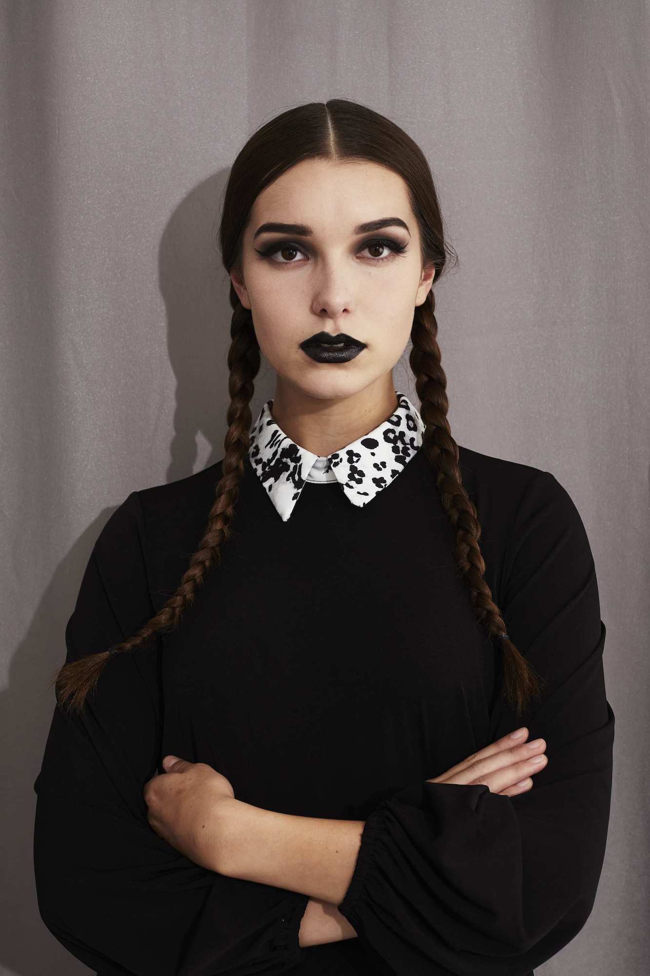 Gaya rambut Wednesday Addams yang paling ikonik. (Foto: Rupert Laycock)