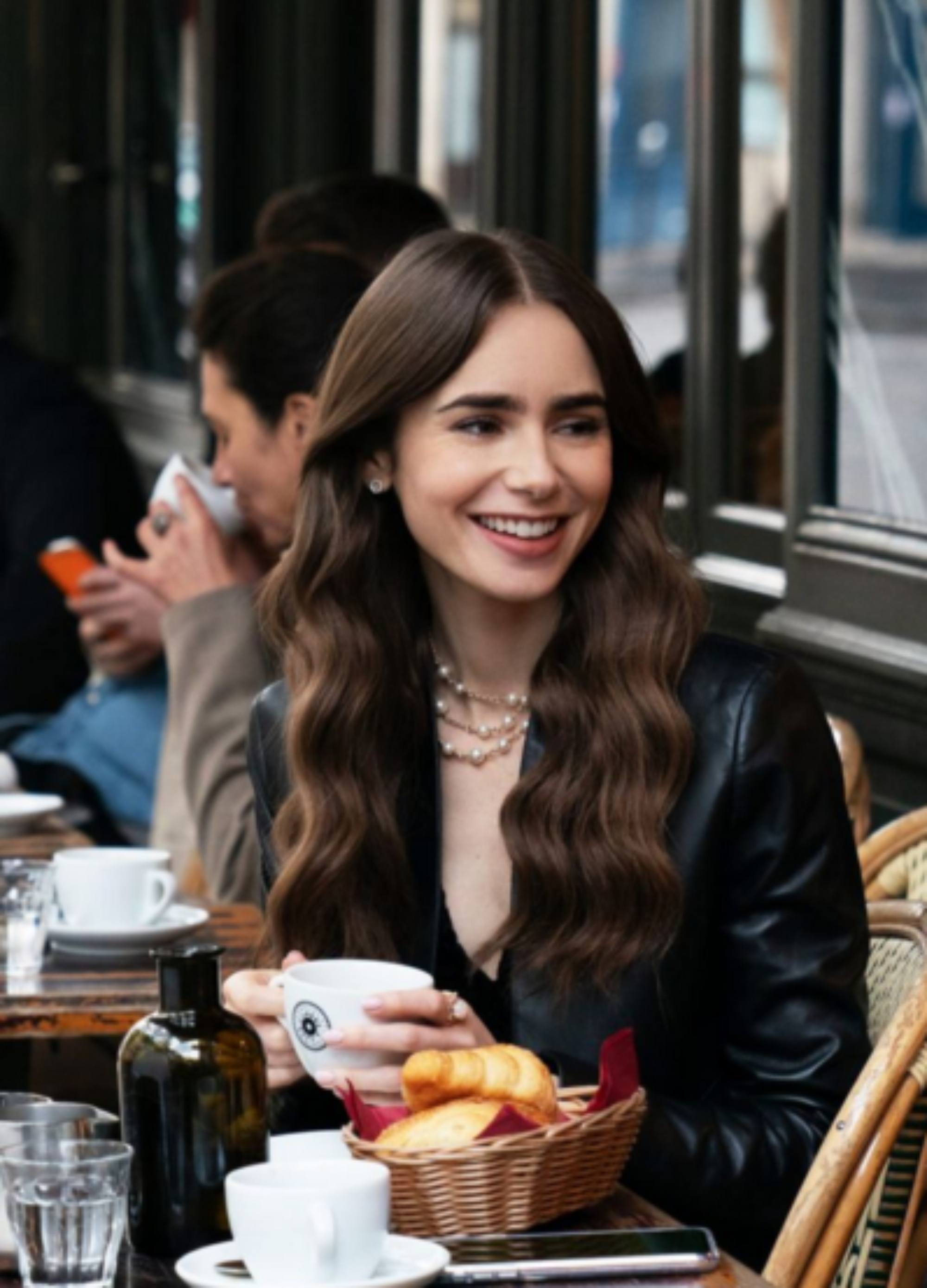 Mermaid hair ala Emily. (Foto: Netflix)