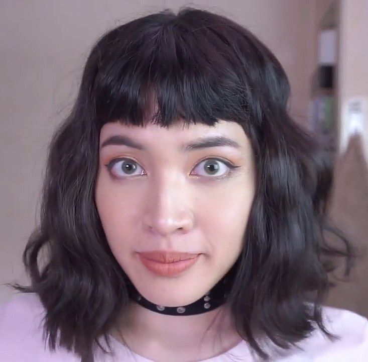 Model rambut pendek wanita keriting halus. (Foto: All Things Beauty Thailand)