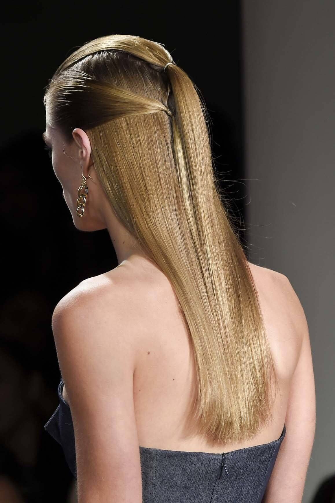 Double tier ponytail yang keren. (Foto: indigitalimages.com)