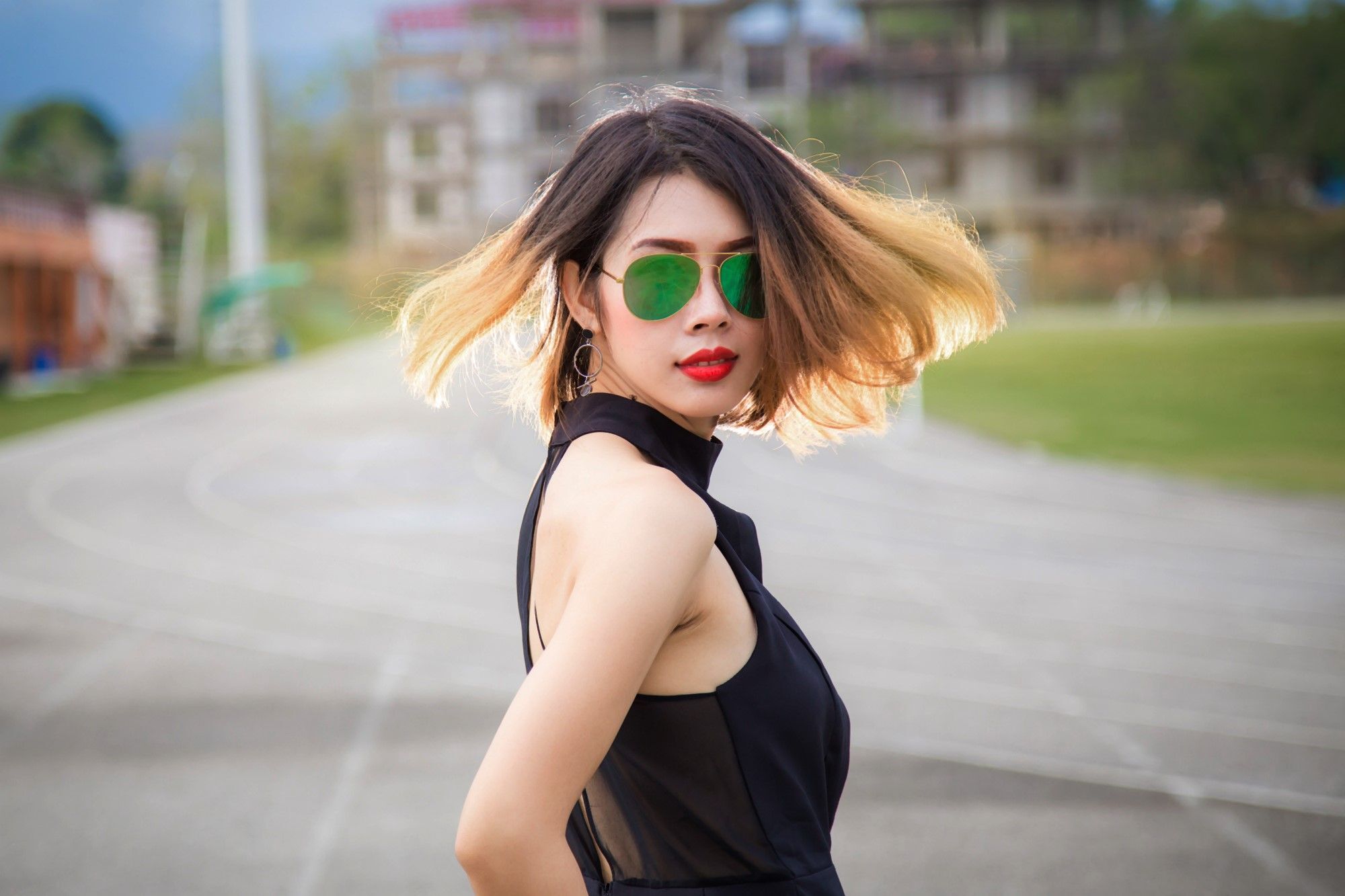 Campur warna cokelat dengan warna pirang keemasan. (Foto: Shutterstock)