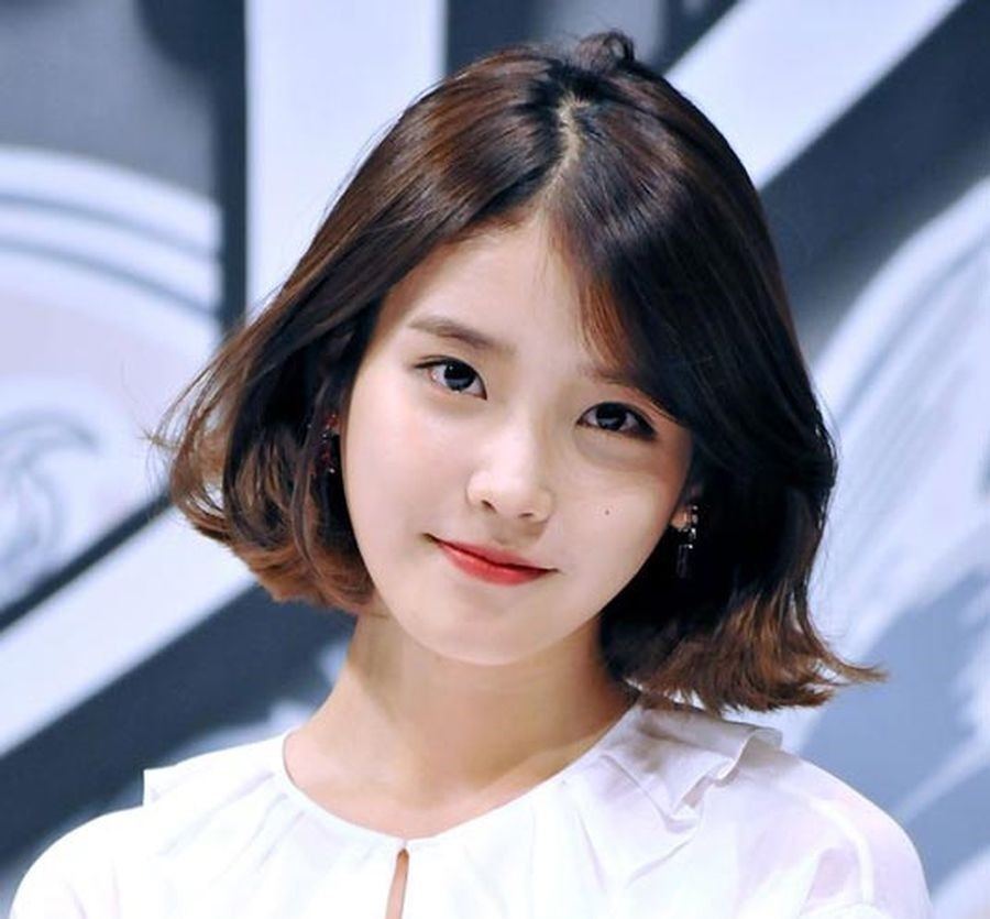 Gaya wavy bob ala IU ini kelihatan manis pada semua bentuk wajah! (Foto: TPG News)
