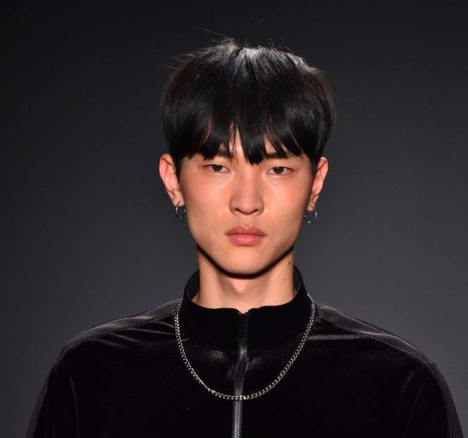 Gaya rambut bowl cut. (Foto: Indigitalimages.com)