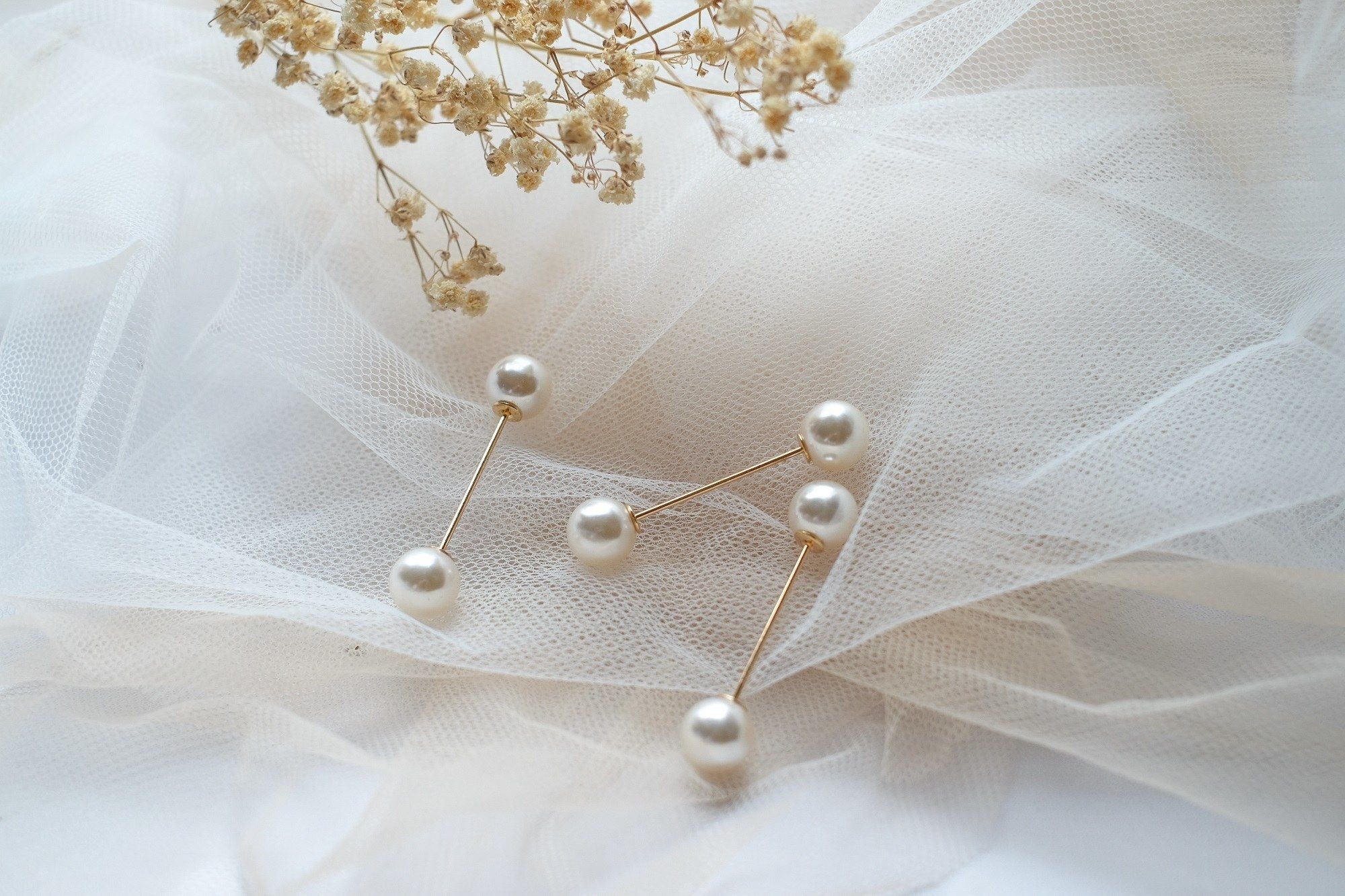 Tuspin mutiara yang cantik