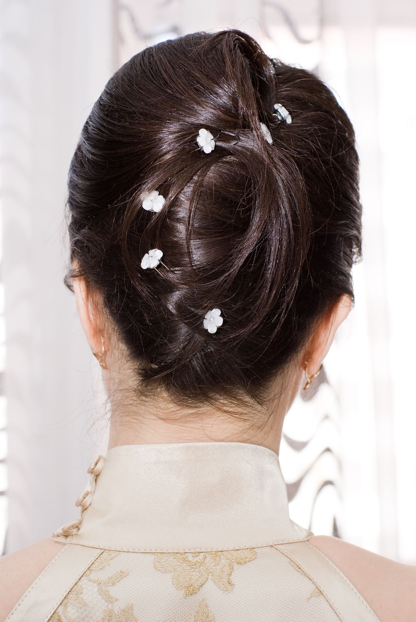 Coba gaya rambut french twist  sederhana. (Foto: Shutterstock)