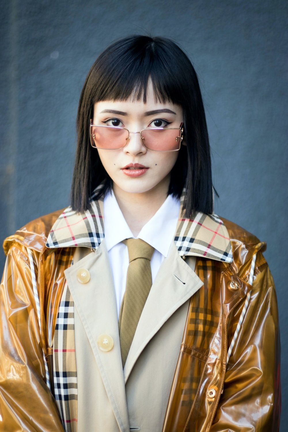 Bob sebahu dengan gaya blunt. (Foto: Shutterstock)