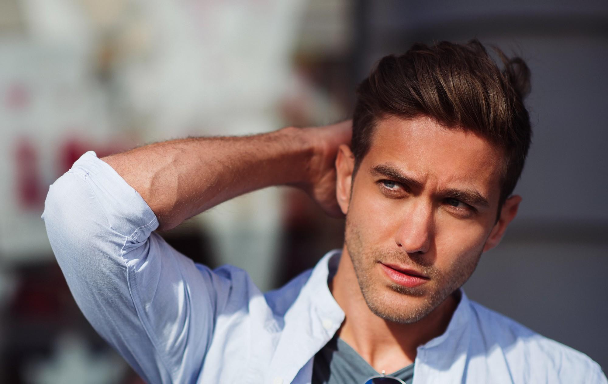 model rambut quiff yang kekinian untuk pria