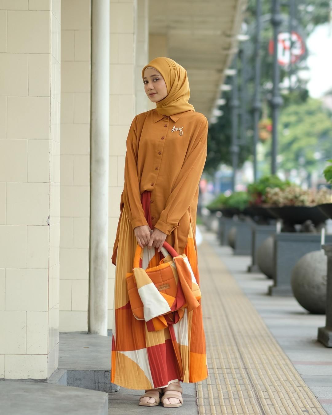 (Foto: Instagram.com/deenay_style)