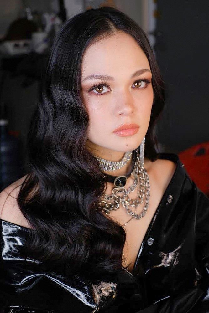 Stella tjia makeup natural look