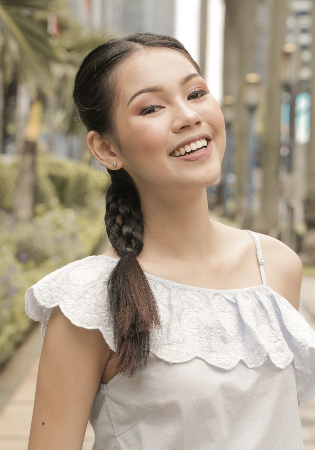 Pernah coba gaya keang tiga? (Foto: All Things Beauty)