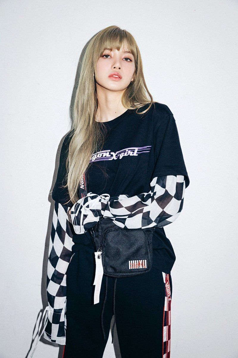Tampil memukau dengan rambut panjang warna blonde seperti Lisa BLACKPINK. (Foto: Pinterest)